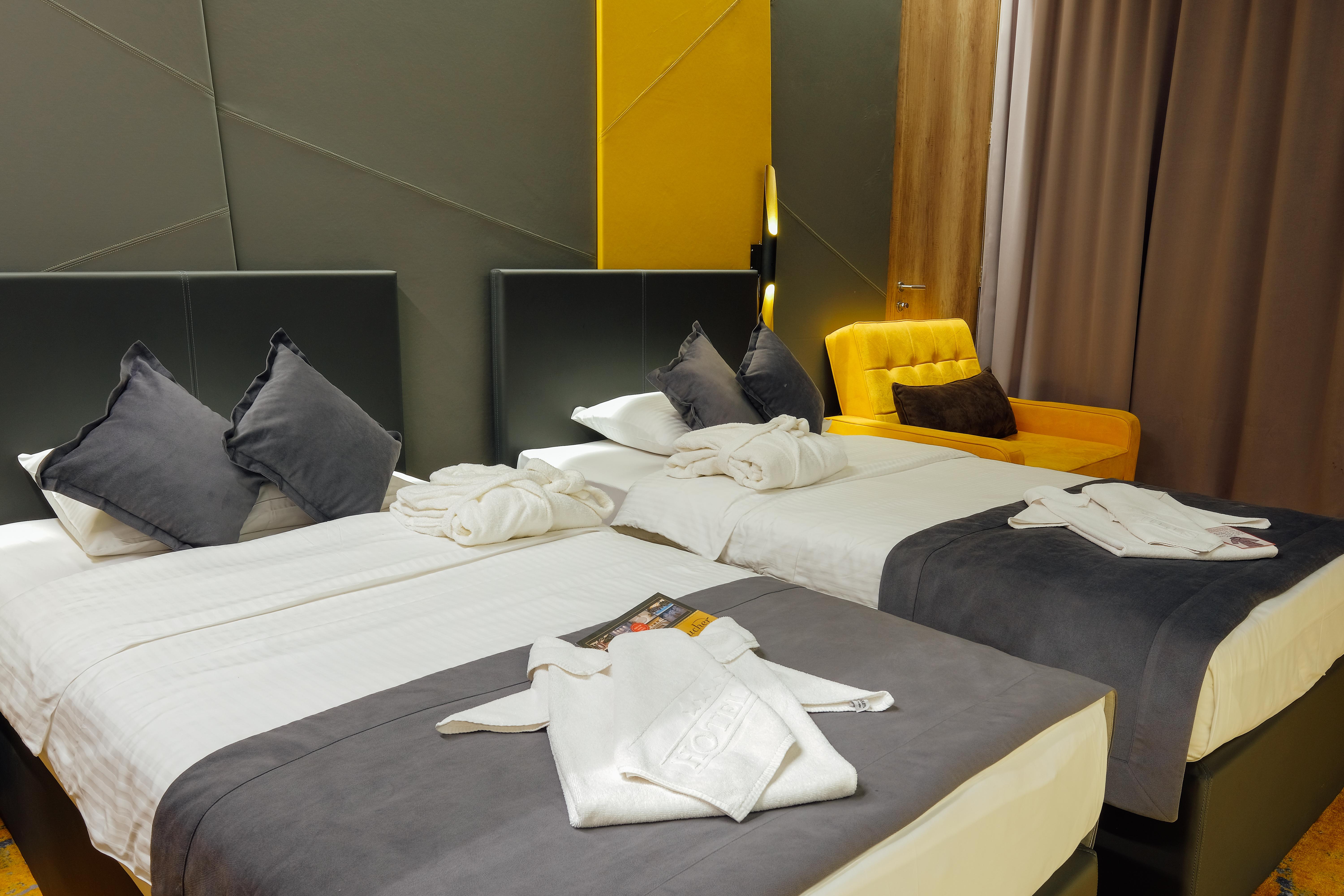 Hotel Hills Sarajevo Congress & Thermal Spa Resort Іліджа Екстер'єр фото A room at the hotel