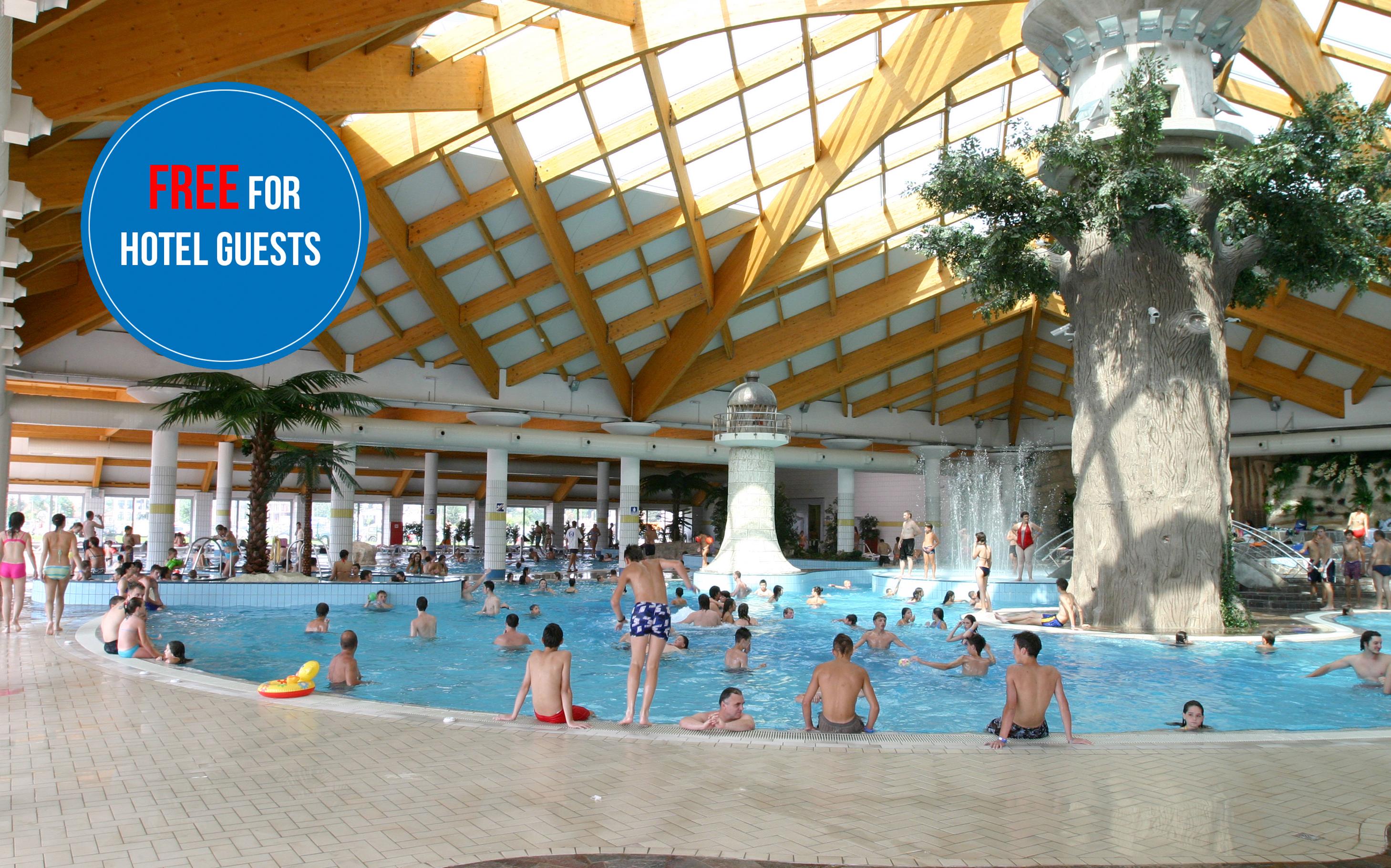 Hotel Hills Sarajevo Congress & Thermal Spa Resort Іліджа Екстер'єр фото The swimming pool