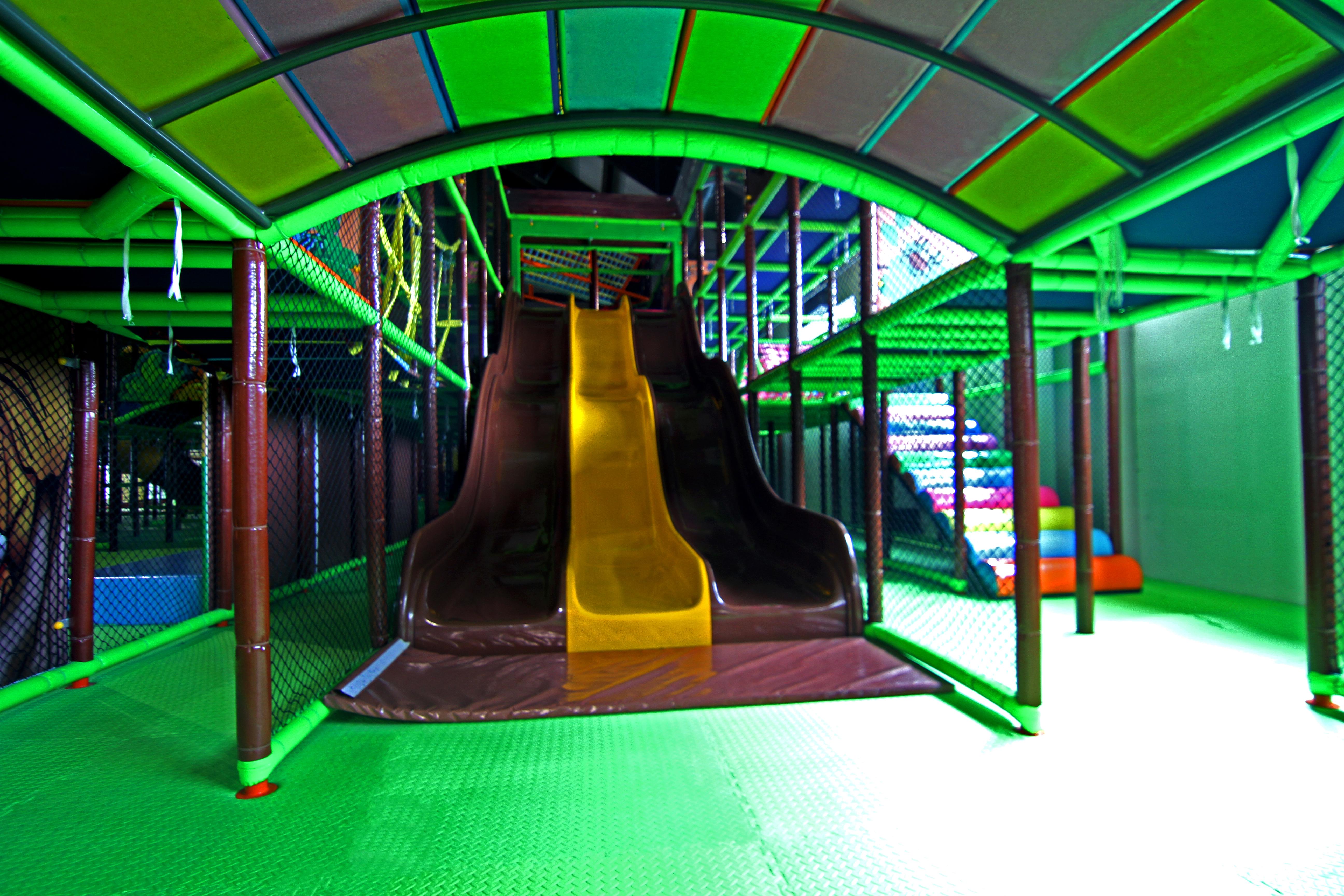 Hotel Hills Sarajevo Congress & Thermal Spa Resort Іліджа Екстер'єр фото Indoor playground